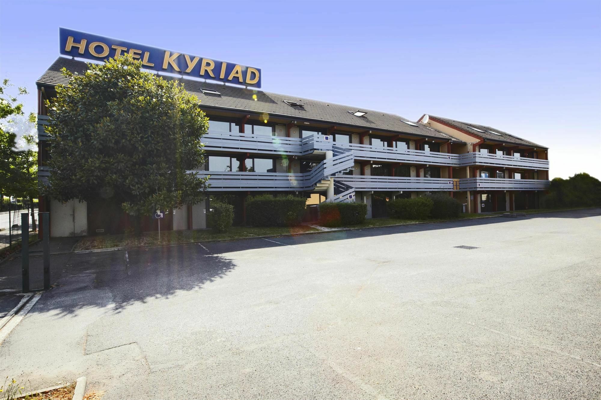 Comfort Hotel Rungis-Orly Exterior photo